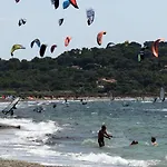 公寓 Vue Et Sur Les Iles D'or D'hyeres 耶尔