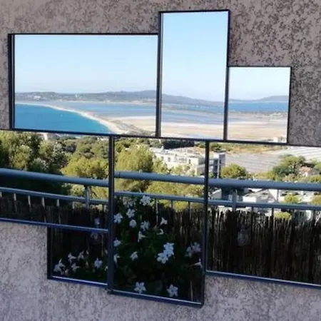 Vue Et Sur Les Iles D'or D'hyères Appartamento Hyères