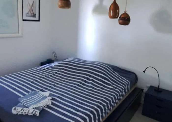 Appartement Vue Et Sur Les Iles D'or D'hyères Hyères