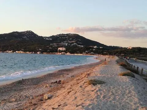 Vue Et Sur Les Iles D'or D'hyeres Lägenhet Hyères