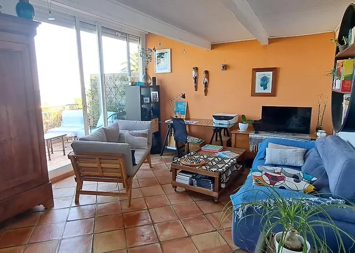 Lejlighed Vue Et Sur Les Iles D'or D'hyeres *